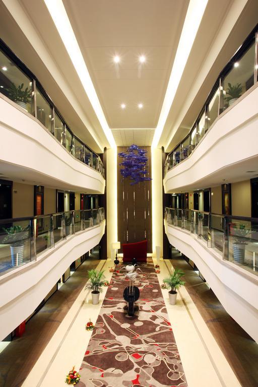 Xichang Minshan Hotel Exterior photo